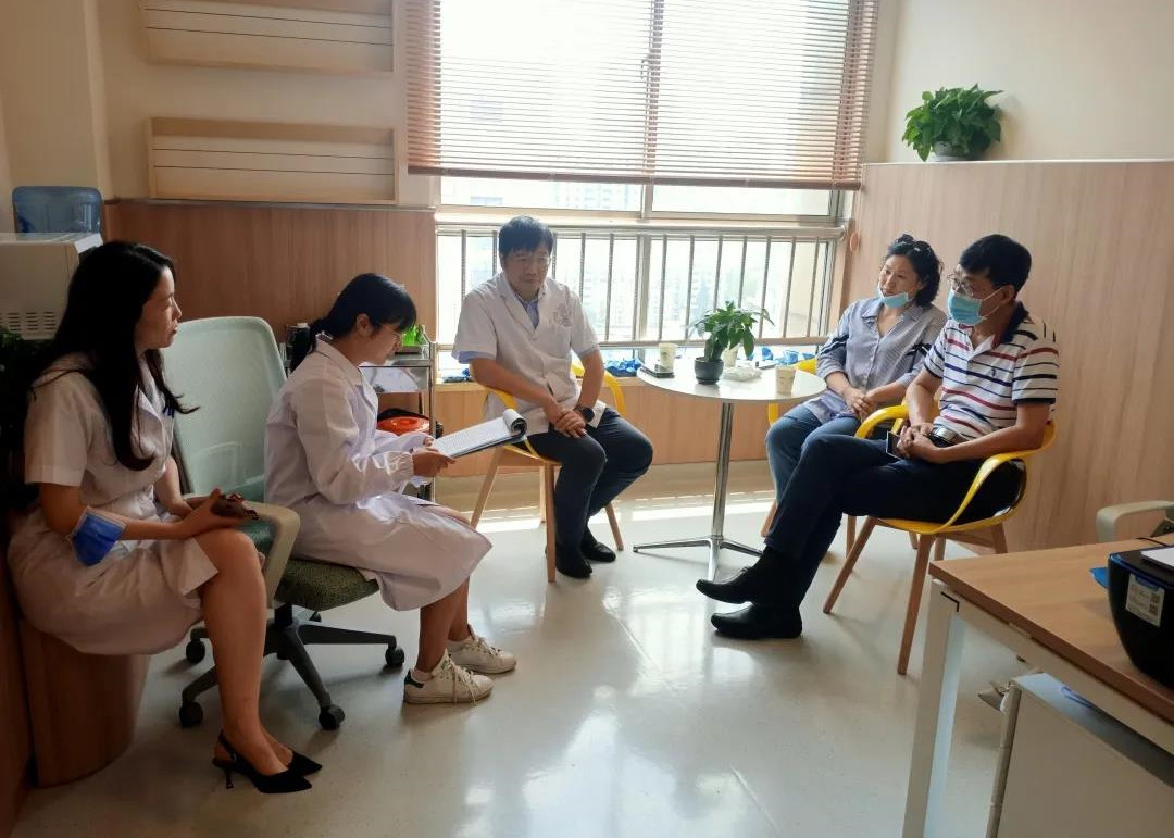 七彩之光,温暖小小生命