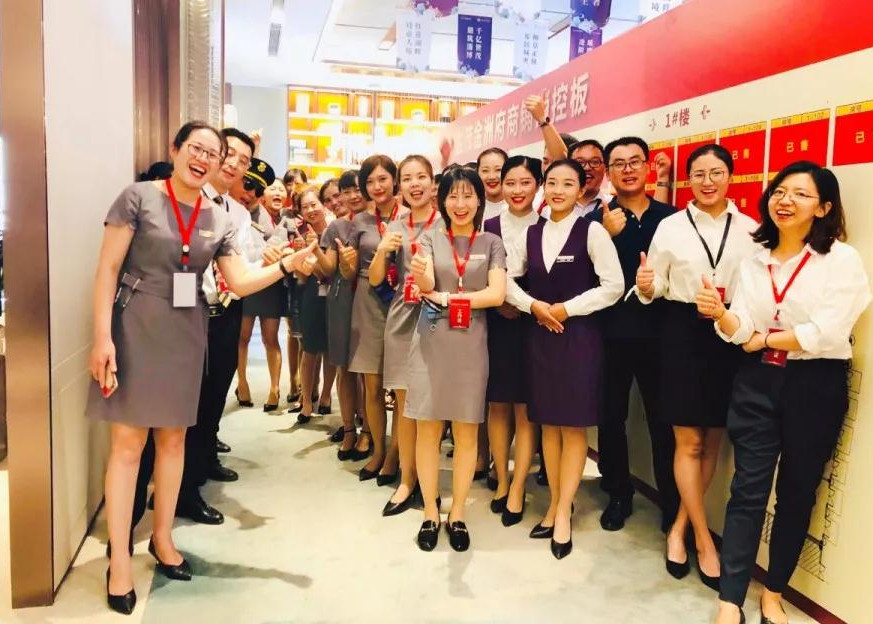 19个「 拼搏瞬间 」，记录球王会体育在线追梦人的2019年中冲刺