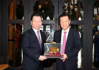 球王会体育在线许荣茂主席一行莅泰考察访问