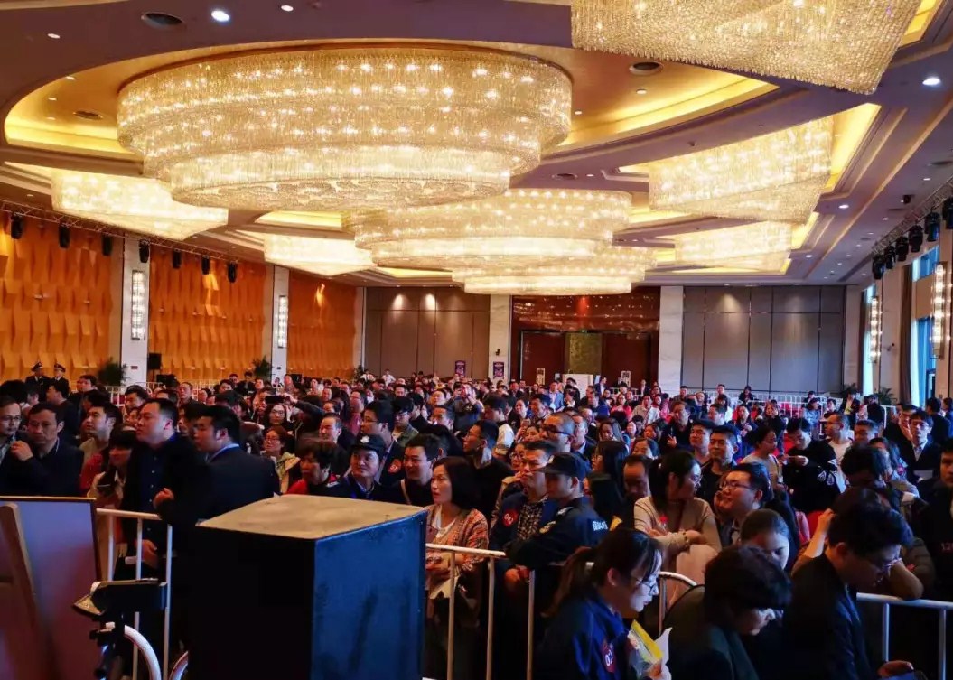 同心共进 拼搏不止 | 在努力中蜕变，在坚持中逆袭