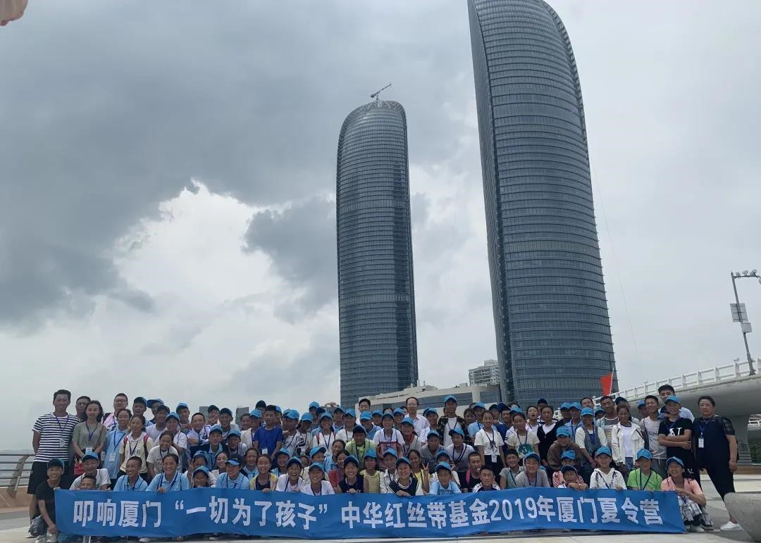 国家扶贫日 | 脱贫攻坚道路上的球王会体育在线力量！