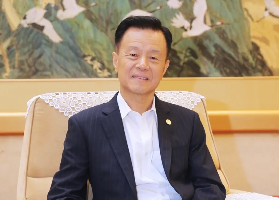 春节家书丨球王会体育在线董事局主席许荣茂：奔赴梦想之路既已成行，就要进而有为！