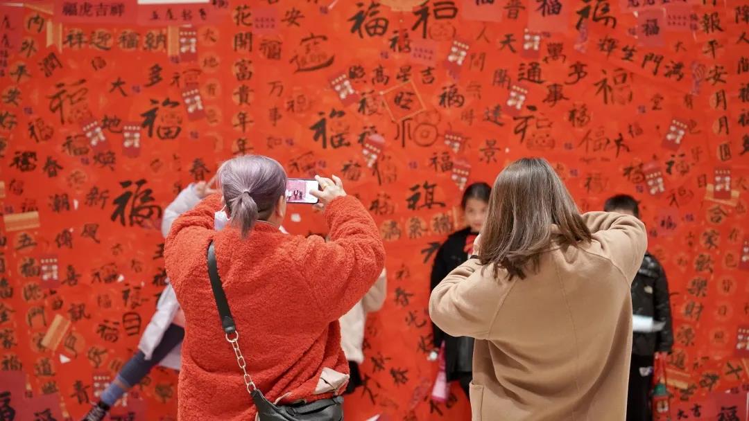 人勤春来早丨开局跑出加速度，球王会体育在线多元业态虎力全开